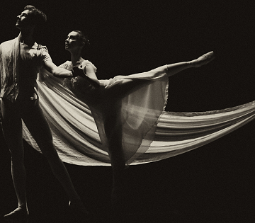 The Power of Music in Pole Dance: A Guide to Soundtracking Your Movement