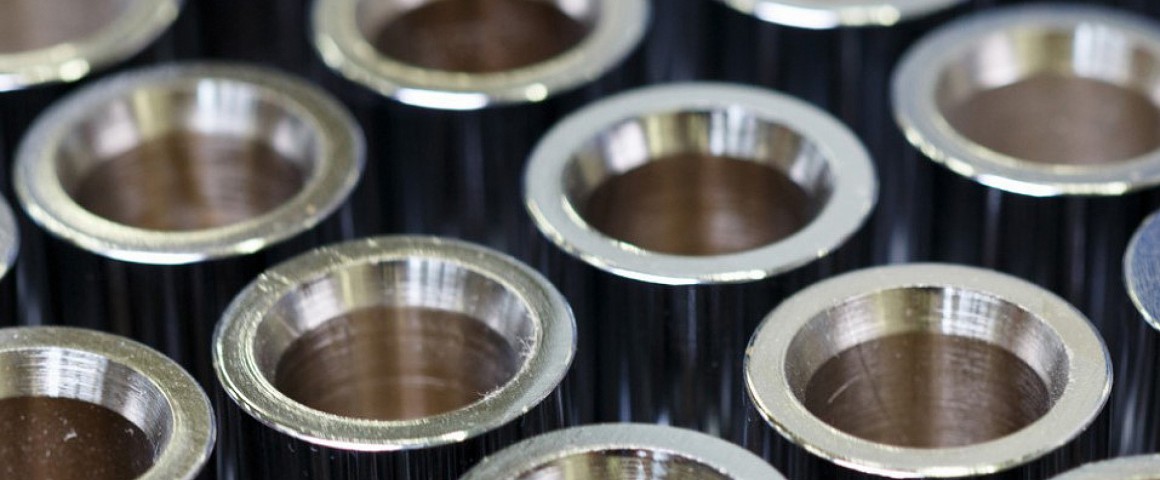 Chrome vs Stainless steel Chrome vs Stainless steel