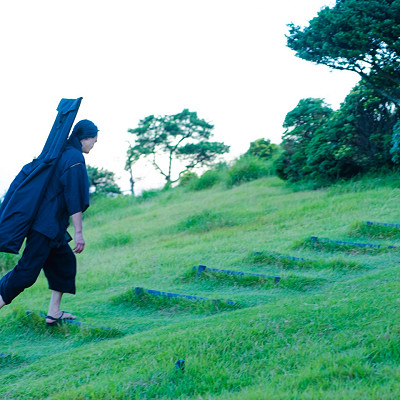 Cathedrals of green. Movement, health, and the call of the forest
