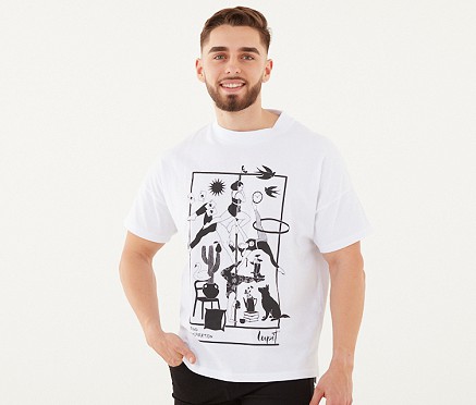 Lupit man white, oversized T-shirt